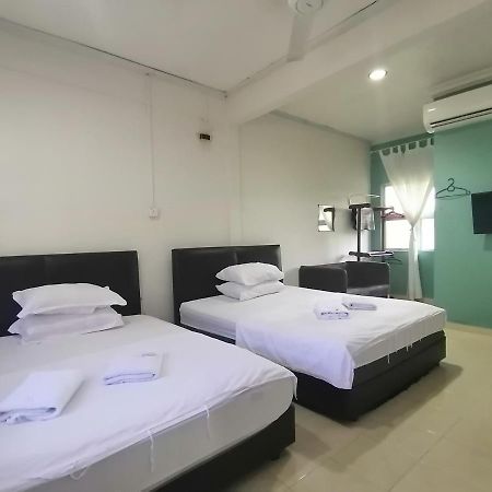 Fbs Inn Dungun Dış mekan fotoğraf