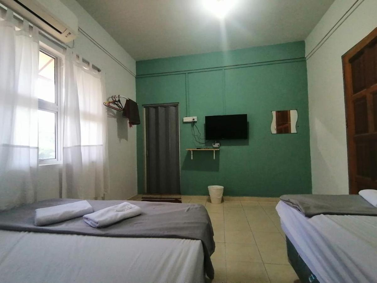 Fbs Inn Dungun Dış mekan fotoğraf